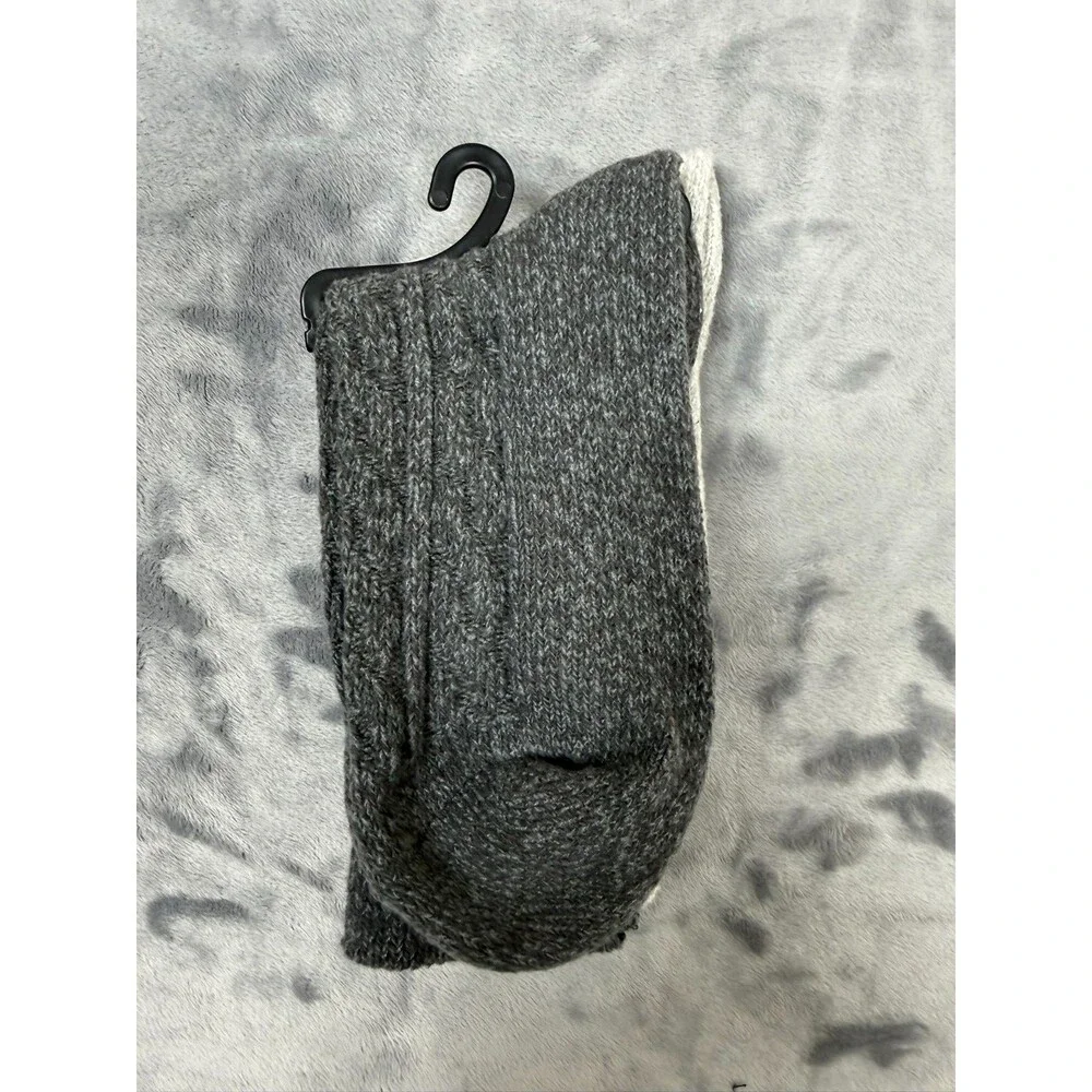 Muk Luk Women’s  2 Pair Pack Crew Height Socks size 6-11 Gray